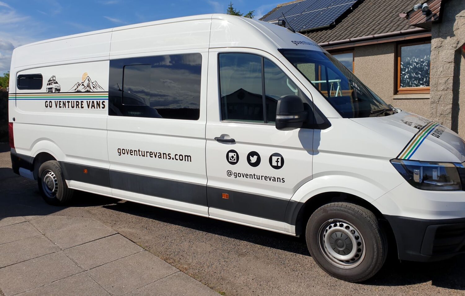 VW Crafter 1 – Side