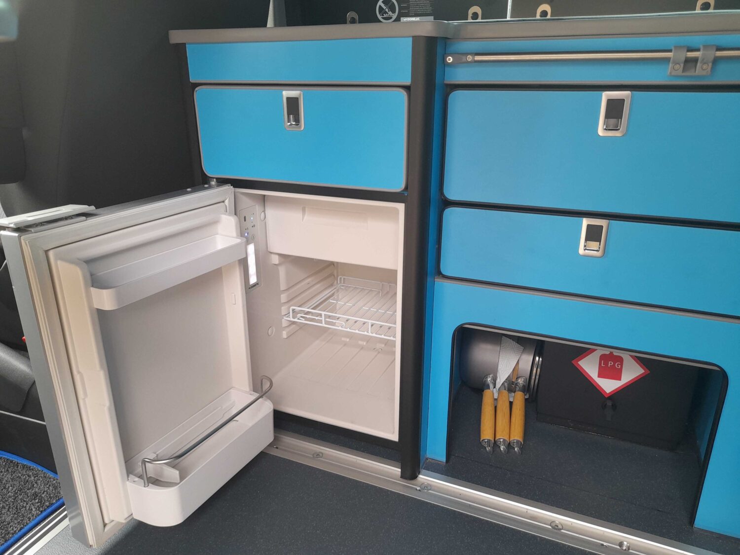 Fridge